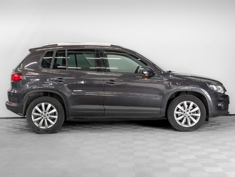 фото Volkswagen Tiguan I 2016