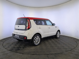 фото Kia Soul II 2018