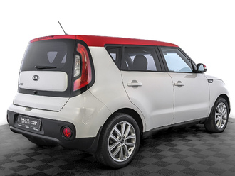 фото Kia Soul II 2018
