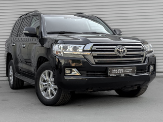 Фото Toyota Land Cruiser 200 с пробегом