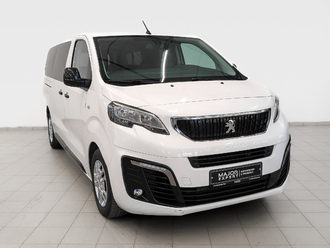 фото Peugeot Traveller 2021