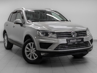 фото Volkswagen Touareg II 2015