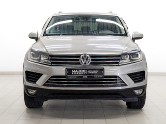 фото Volkswagen Touareg II 2015