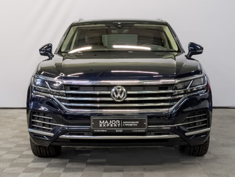 фото Volkswagen Touareg III 2019
