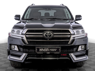 фото Toyota Land Cruiser 200 2019