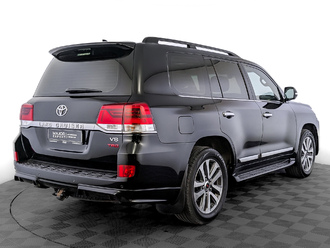 фото Toyota Land Cruiser 200 2019