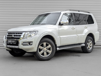 фото Mitsubishi Pajero IV 2015
