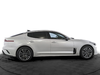 фото Kia Stinger I 2019