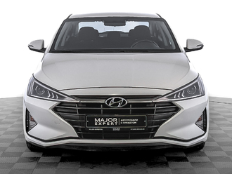 фото Hyundai Elantra VI 2020