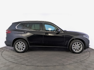фото BMW X5 (G05/F95) 2021