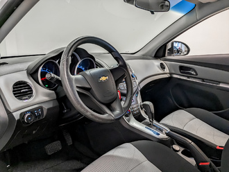 фото Chevrolet Cruze 2015 с пробегом