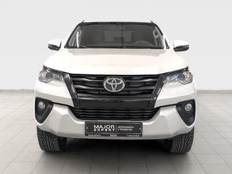фото Toyota Fortuner II 2019