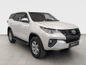 фото Toyota Fortuner II 2019