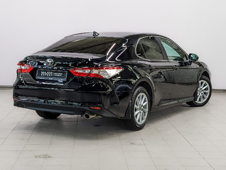 фото Toyota Camry VIII 2022