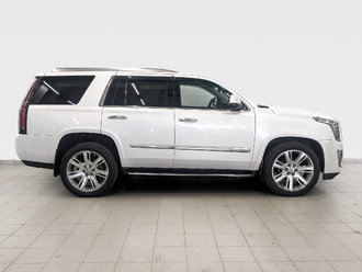 фото Cadillac Escalade IV (GMT K2XL) 2018
