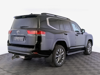 фото Toyota Land Cruiser 300 2021