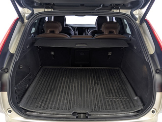 фото Volvo XC60 2021 с пробегом