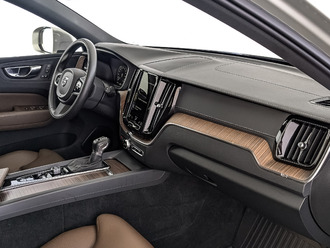 фото Volvo XC60 2021 с пробегом