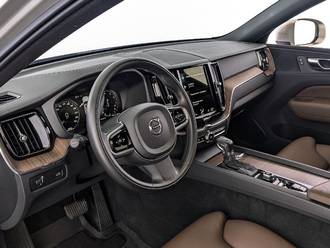фото Volvo XC60 2021 с пробегом