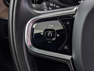 фото Volvo XC60 2021 с пробегом