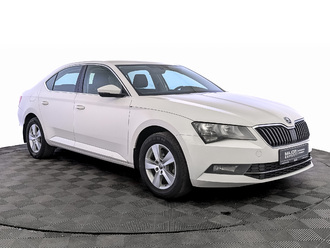 фото Skoda Superb III 2017