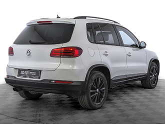 фото Volkswagen Tiguan I 2016