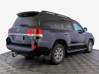 фото Toyota Land Cruiser 200 2016