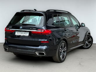 фото BMW X7 (G07) 2021