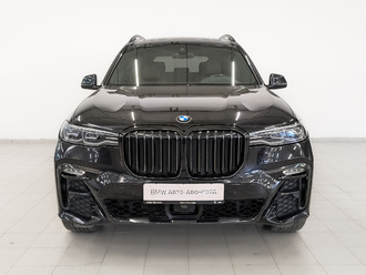 фото BMW X7 (G07) 2021