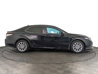 фото Toyota Camry VIII 2021