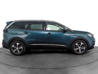 фото Peugeot 5008 II 2018