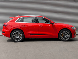 фото Audi e-tron I 2021