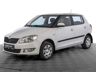 фото Skoda Fabia II 2012