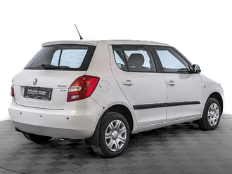 фото Skoda Fabia II 2012
