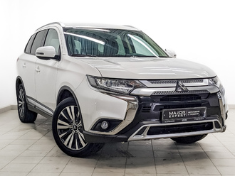 фото Mitsubishi Outlander III 2021