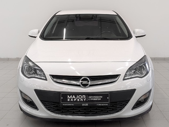 фото Opel Astra J 2013