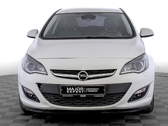 фото Opel Astra J 2013