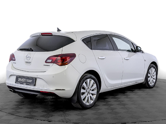 фото Opel Astra J 2013