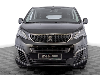 фото Peugeot Traveller 2021