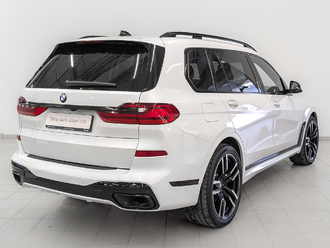 фото BMW X7 (G07) 2020