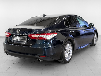 фото Toyota Camry VIII 2019