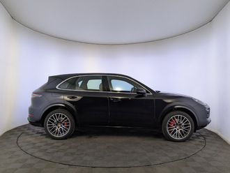 фото Porsche Cayenne III 2021