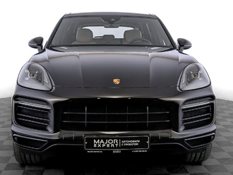фото Porsche Cayenne III 2021