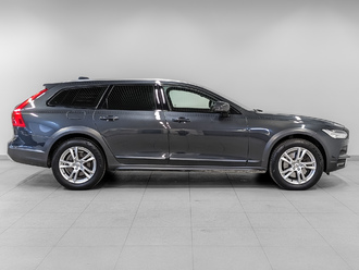 фото Volvo V90 CC 2017