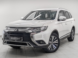 фото Mitsubishi Outlander III 2018