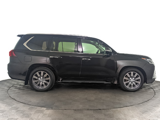 фото Lexus LX III 2017