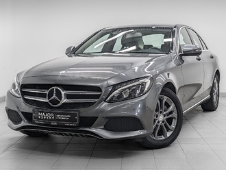 фото Mercedes-Benz C (W/S205) 2017