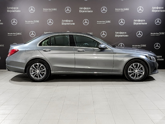 фото Mercedes-Benz C (W/S205) 2017