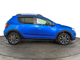 фото Renault Sandero II 2016