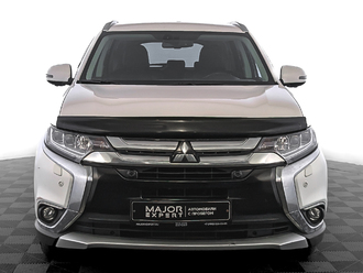 фото Mitsubishi Outlander III 2018